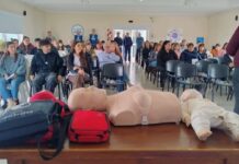 Capacitación en RCP reunió a 70 vecinos en Lobería